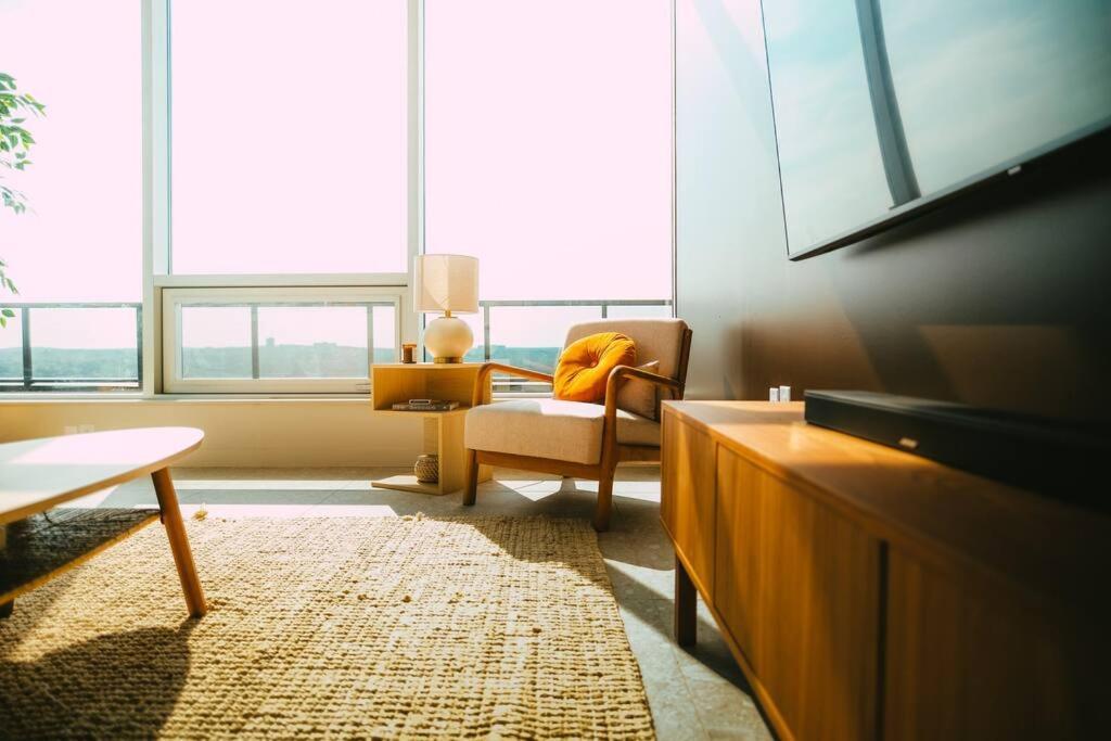 New - Luxury 2Br Penthouse Apt In Central Halifax Dış mekan fotoğraf